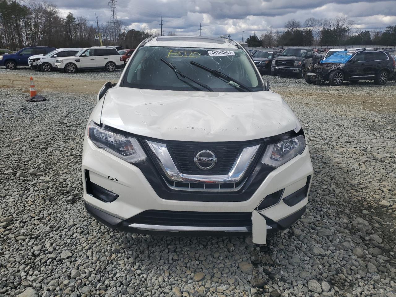 Photo 4 VIN: JN8AT2MT6KW262962 - NISSAN ROGUE 