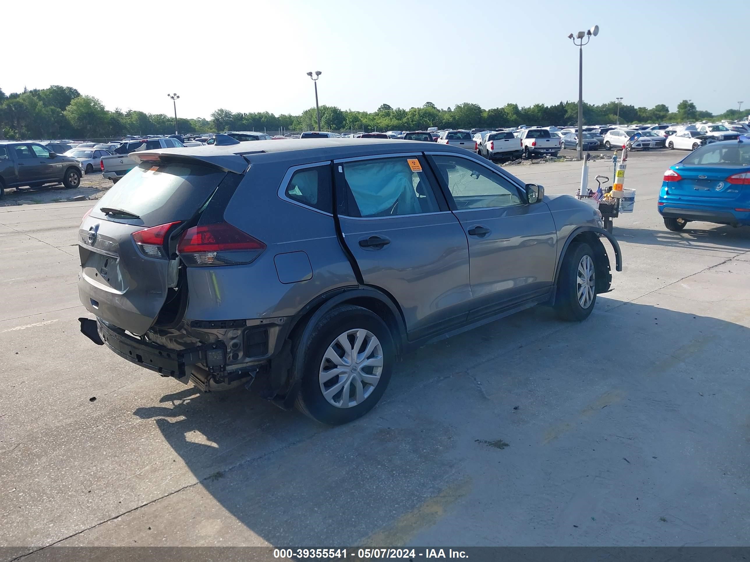 Photo 3 VIN: JN8AT2MT6LW036020 - NISSAN ROGUE 