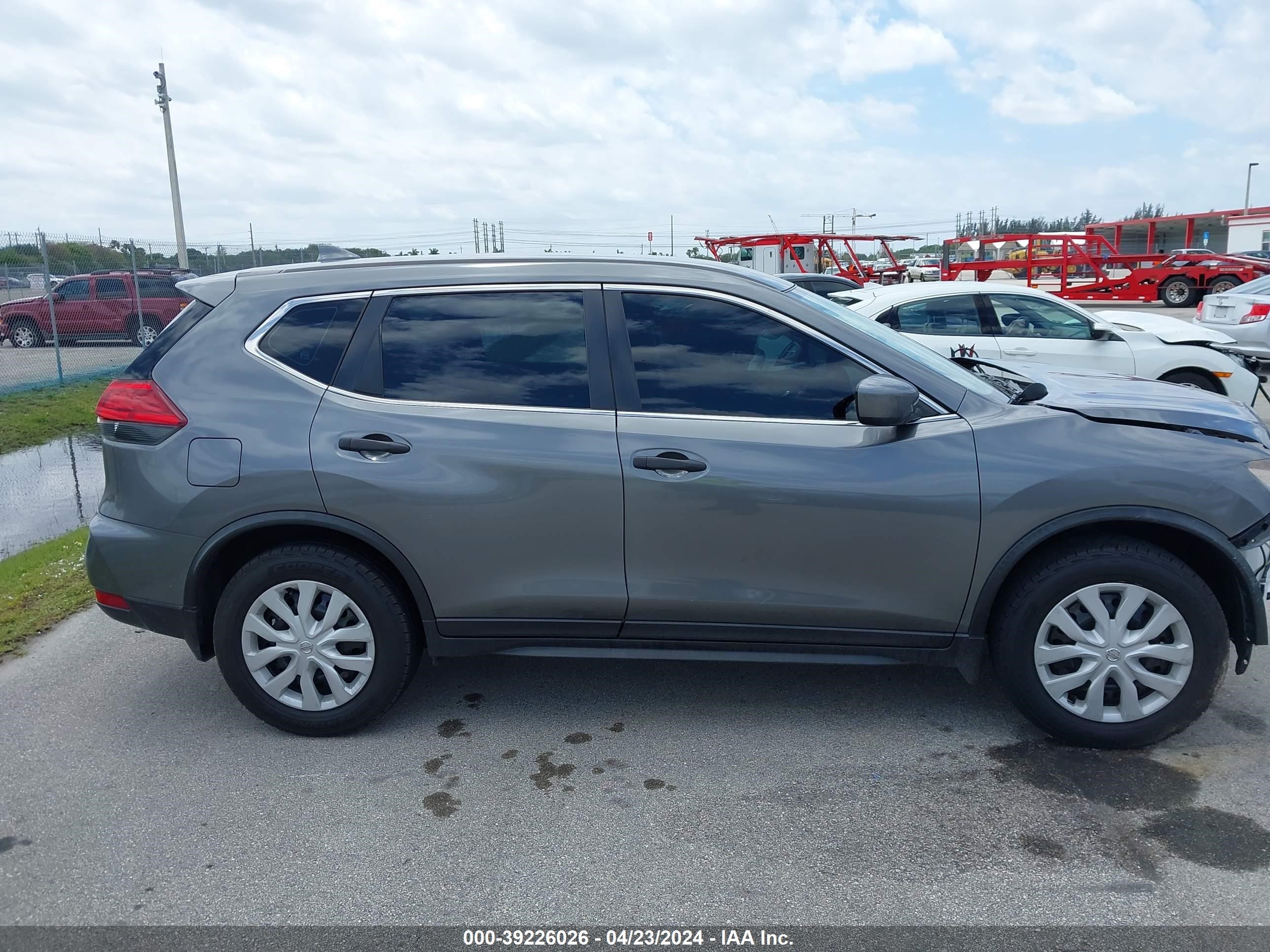 Photo 12 VIN: JN8AT2MT7HW141012 - NISSAN ROGUE 