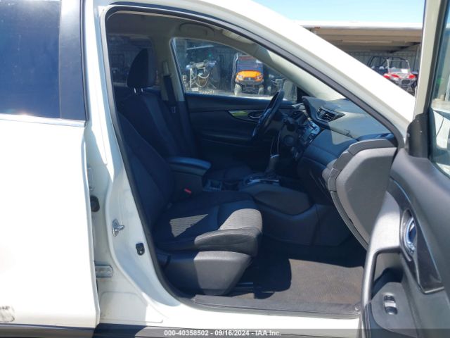 Photo 4 VIN: JN8AT2MT7HW142726 - NISSAN ROGUE 