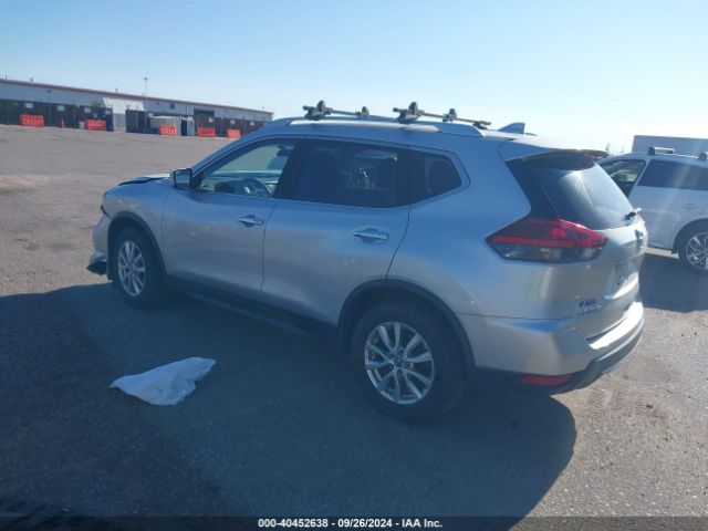 Photo 2 VIN: JN8AT2MT7HW391933 - NISSAN ROGUE 