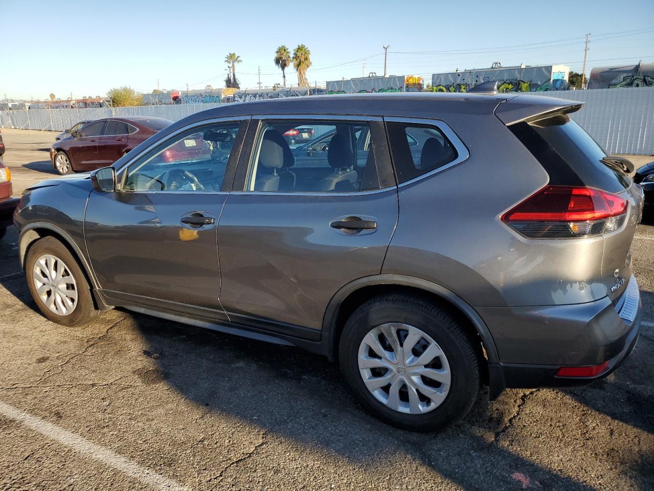 Photo 1 VIN: JN8AT2MT7JW458486 - NISSAN ROGUE 