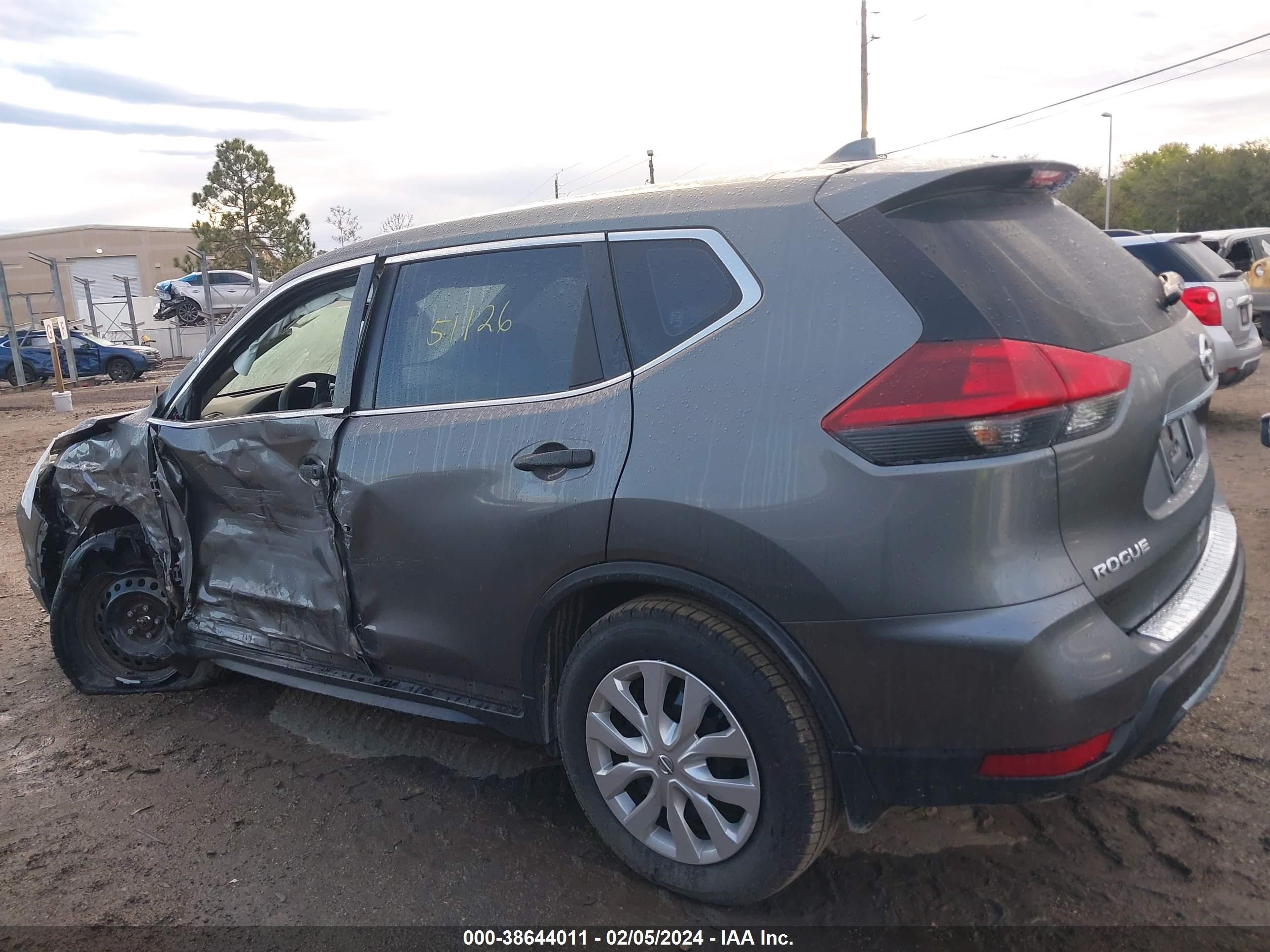 Photo 13 VIN: JN8AT2MT7JW462621 - NISSAN ROGUE 