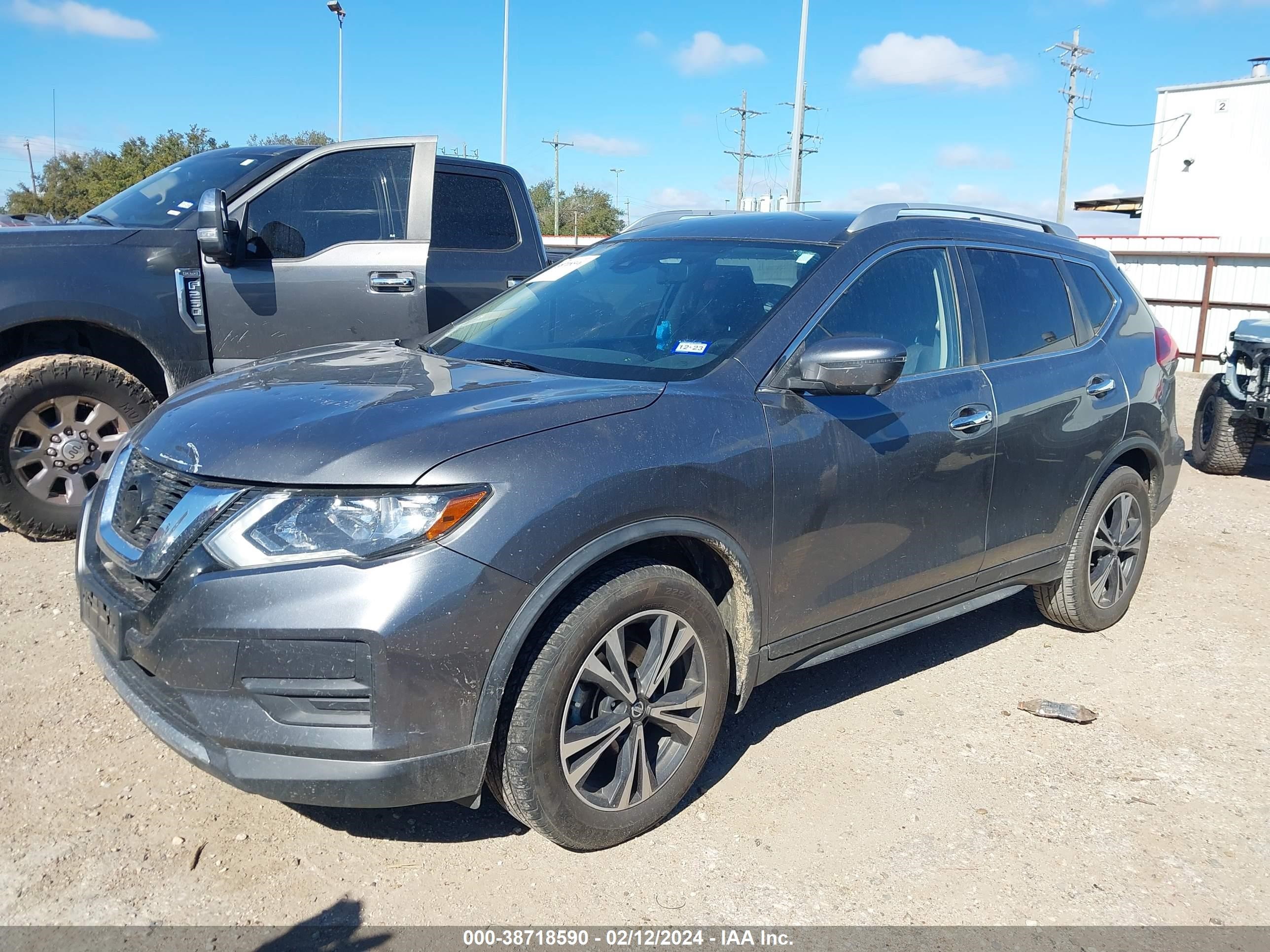 Photo 1 VIN: JN8AT2MT7KW266454 - NISSAN ROGUE 