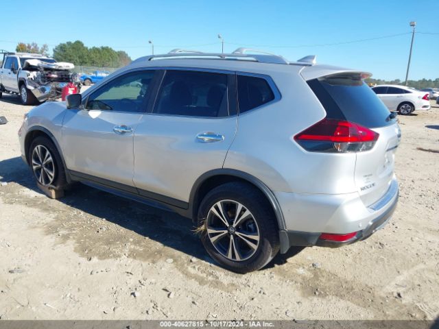 Photo 2 VIN: JN8AT2MT7KW268091 - NISSAN ROGUE 