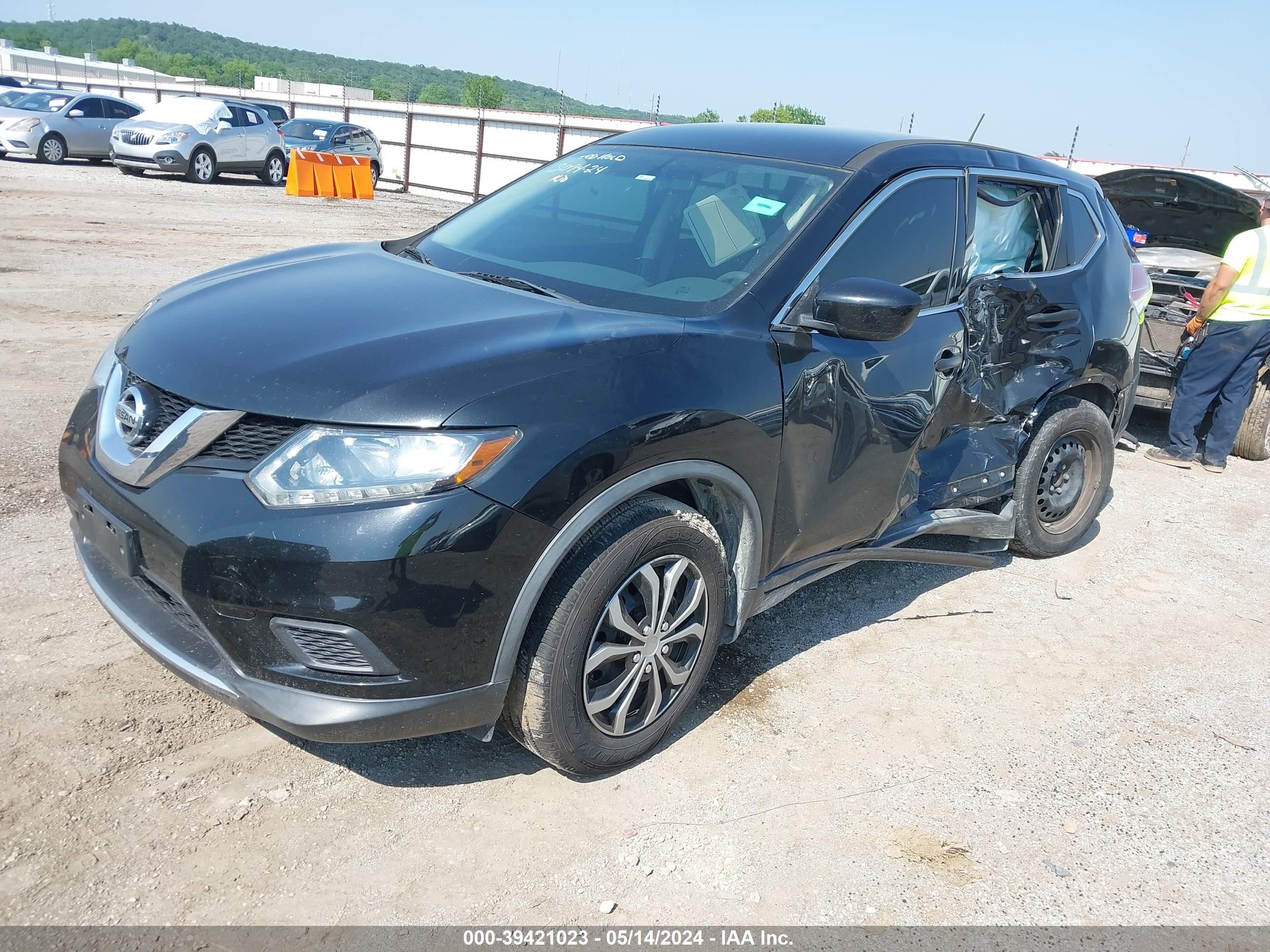 Photo 1 VIN: JN8AT2MT8GW006670 - NISSAN ROGUE 