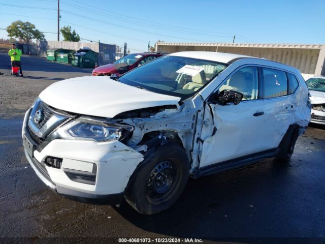 Photo 1 VIN: JN8AT2MT8HW134909 - NISSAN ROGUE 