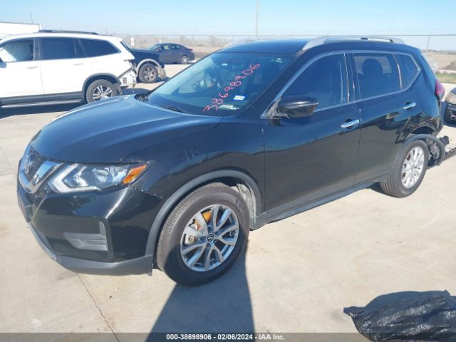 Photo 1 VIN: JN8AT2MT8HW135879 - NISSAN ROGUE 