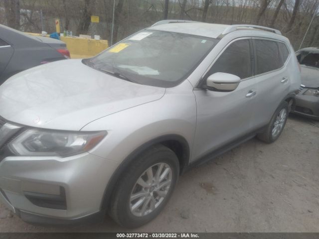 Photo 1 VIN: JN8AT2MT8HW152455 - NISSAN ROGUE 