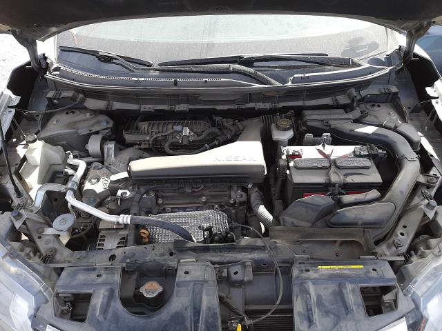 Photo 6 VIN: JN8AT2MT8HW383274 - NISSAN ROGUE 