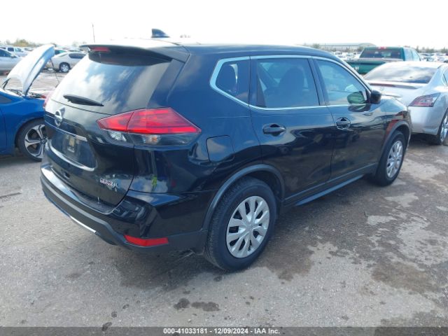 Photo 3 VIN: JN8AT2MT8HW399992 - NISSAN ROGUE 