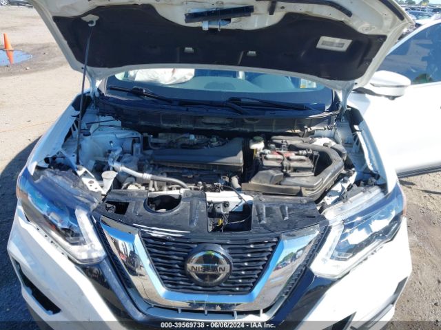 Photo 9 VIN: JN8AT2MT8JW450817 - NISSAN ROGUE 