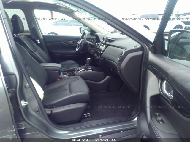 Photo 4 VIN: JN8AT2MT8JW462806 - NISSAN ROGUE 