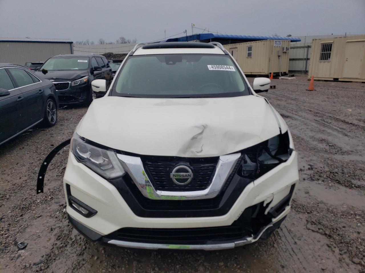 Photo 4 VIN: JN8AT2MT8JW467679 - NISSAN ROGUE 