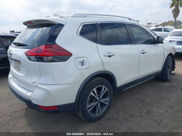 Photo 3 VIN: JN8AT2MT8KW265376 - NISSAN ROGUE 