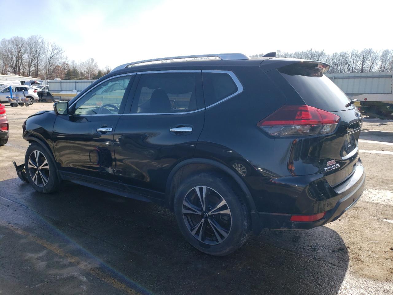 Photo 1 VIN: JN8AT2MT8KW503260 - NISSAN ROGUE 