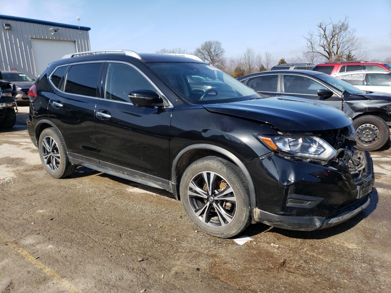 Photo 3 VIN: JN8AT2MT8KW503260 - NISSAN ROGUE 