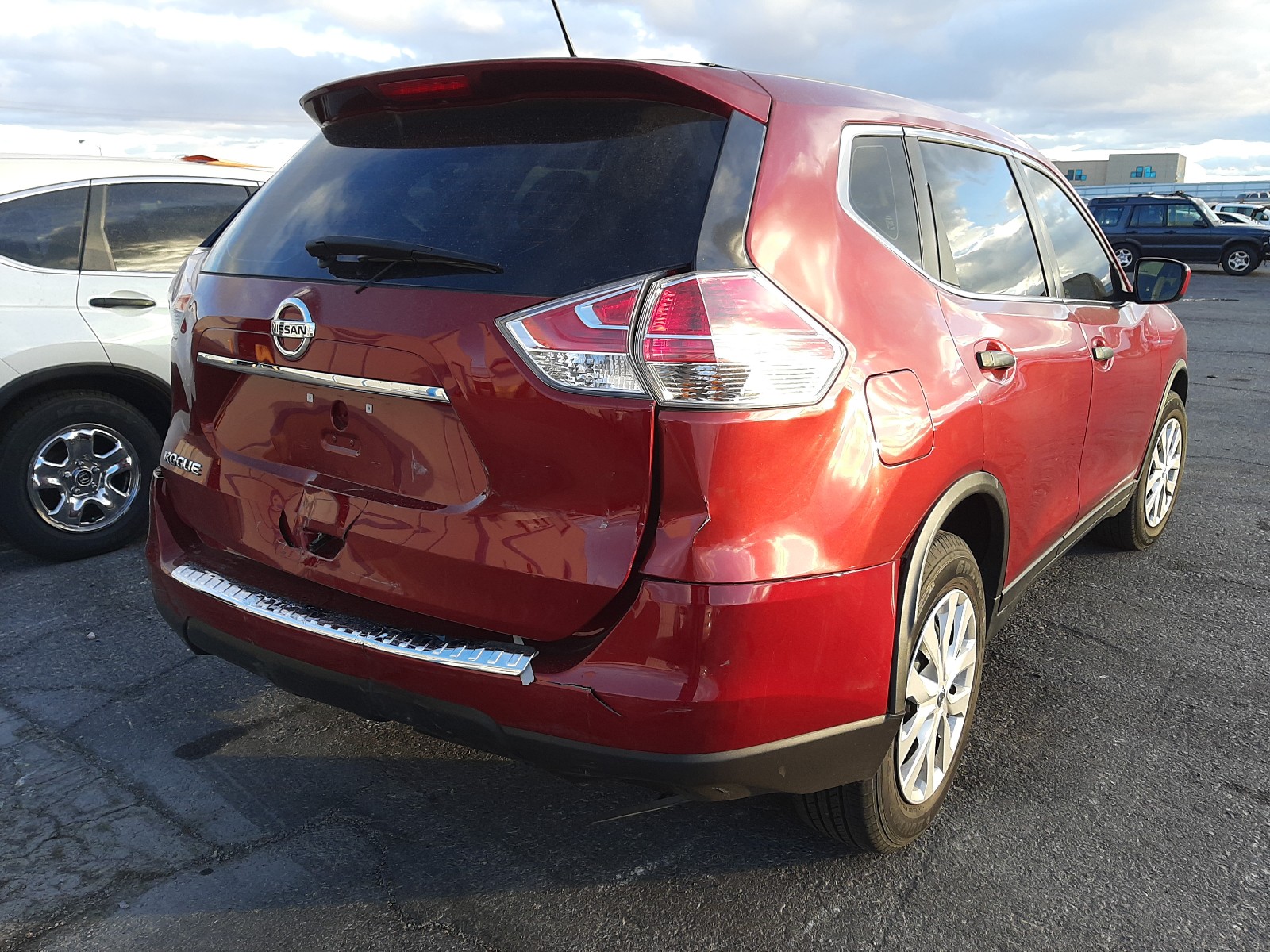 Photo 3 VIN: JN8AT2MT9GW028791 - NISSAN ROGUE 