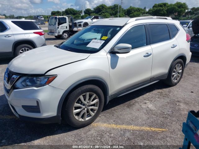 Photo 1 VIN: JN8AT2MT9HW131095 - NISSAN ROGUE 