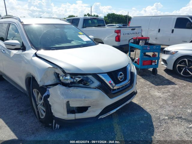 Photo 5 VIN: JN8AT2MT9HW131095 - NISSAN ROGUE 