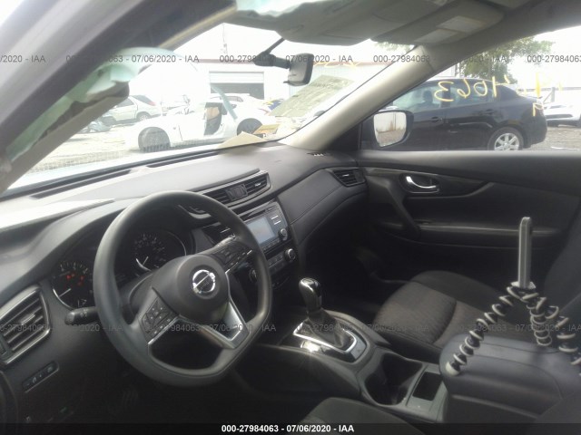 Photo 4 VIN: JN8AT2MT9HW131128 - NISSAN ROGUE 