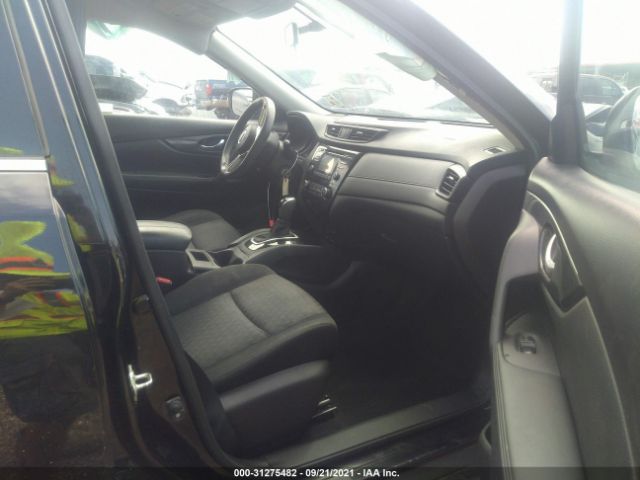 Photo 4 VIN: JN8AT2MT9HW133588 - NISSAN ROGUE 