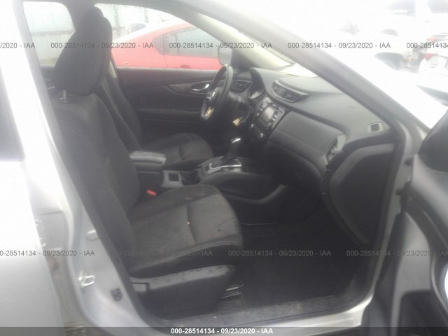 Photo 4 VIN: JN8AT2MT9HW138984 - NISSAN ROGUE 