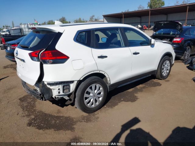 Photo 3 VIN: JN8AT2MT9HW150438 - NISSAN ROGUE 