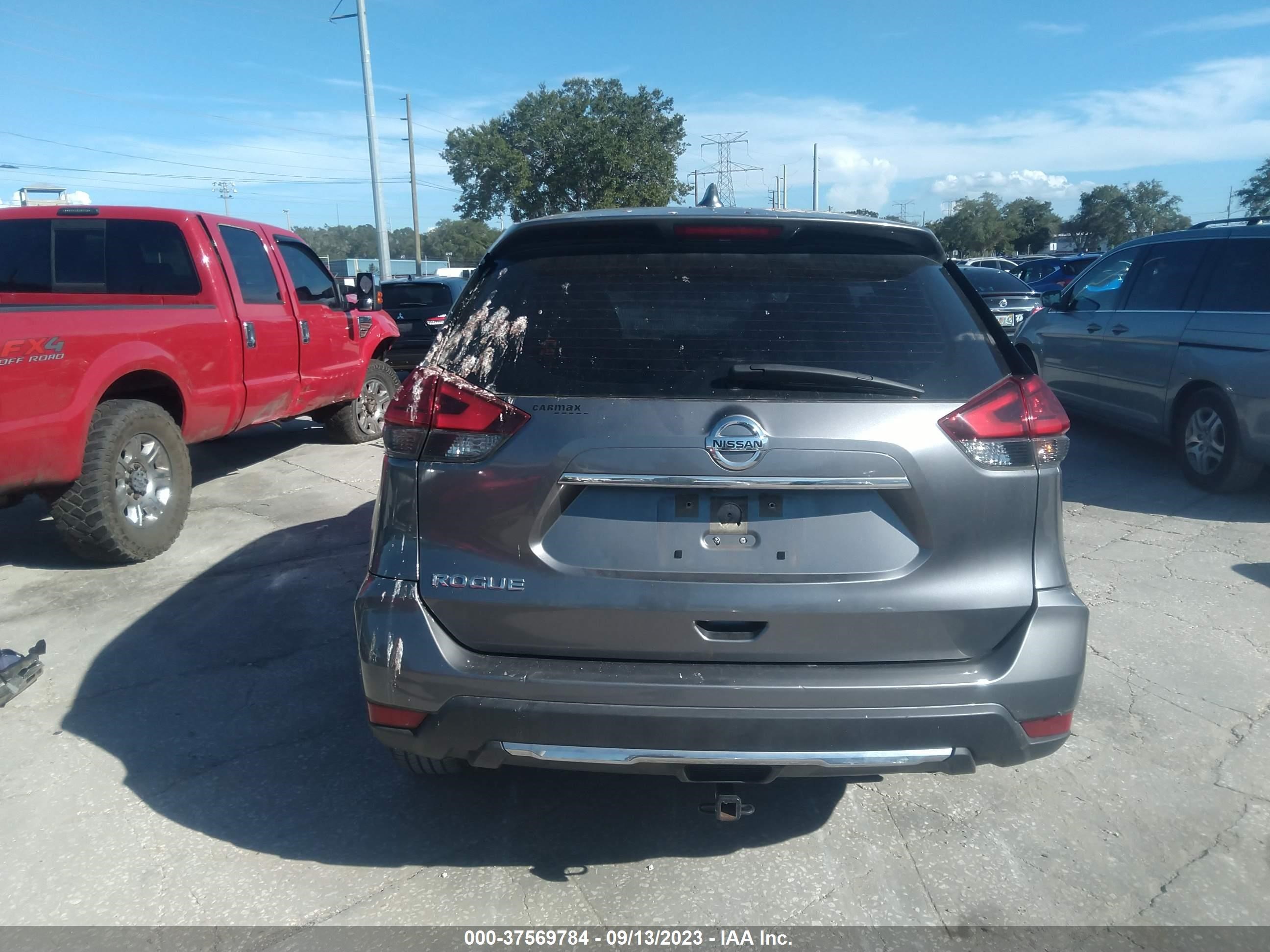 Photo 16 VIN: JN8AT2MT9HW389617 - NISSAN ROGUE 