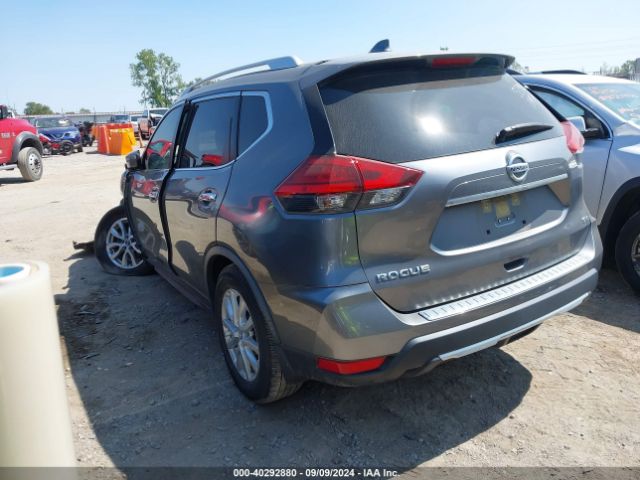 Photo 2 VIN: JN8AT2MT9HW400356 - NISSAN ROGUE 