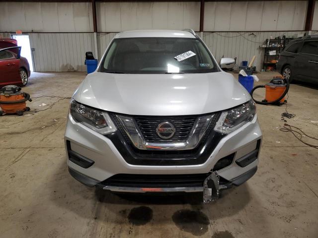 Photo 4 VIN: JN8AT2MT9JW453581 - NISSAN ROGUE 