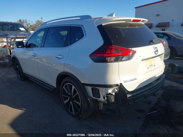 Photo 2 VIN: JN8AT2MT9JW468131 - NISSAN ROGUE 