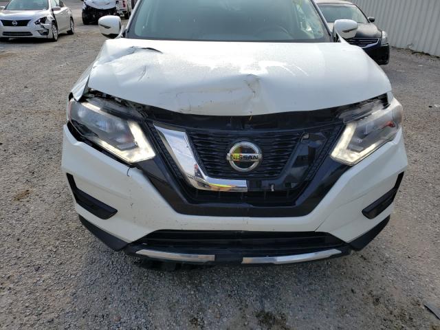 Photo 8 VIN: JN8AT2MT9JW468825 - NISSAN ROGUE 