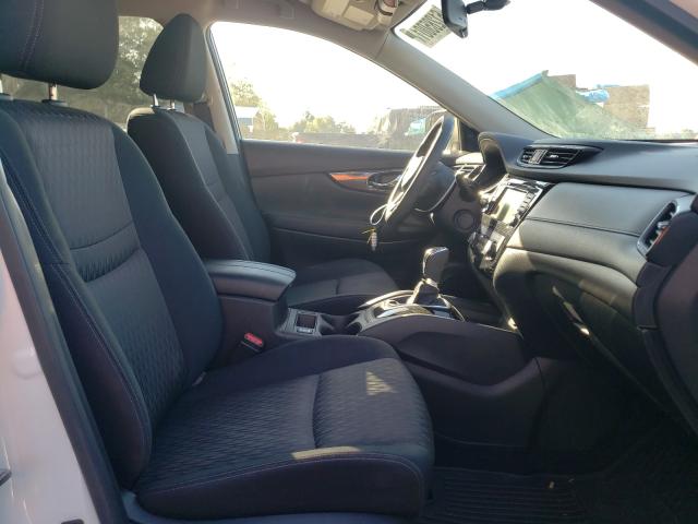 Photo 4 VIN: JN8AT2MT9JW492526 - NISSAN ROGUE 