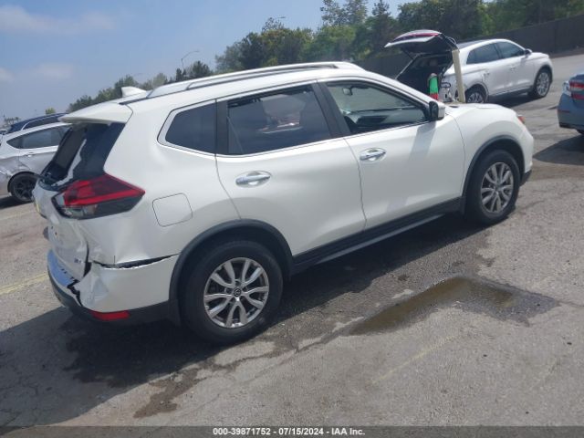 Photo 3 VIN: JN8AT2MT9KW251101 - NISSAN ROGUE 