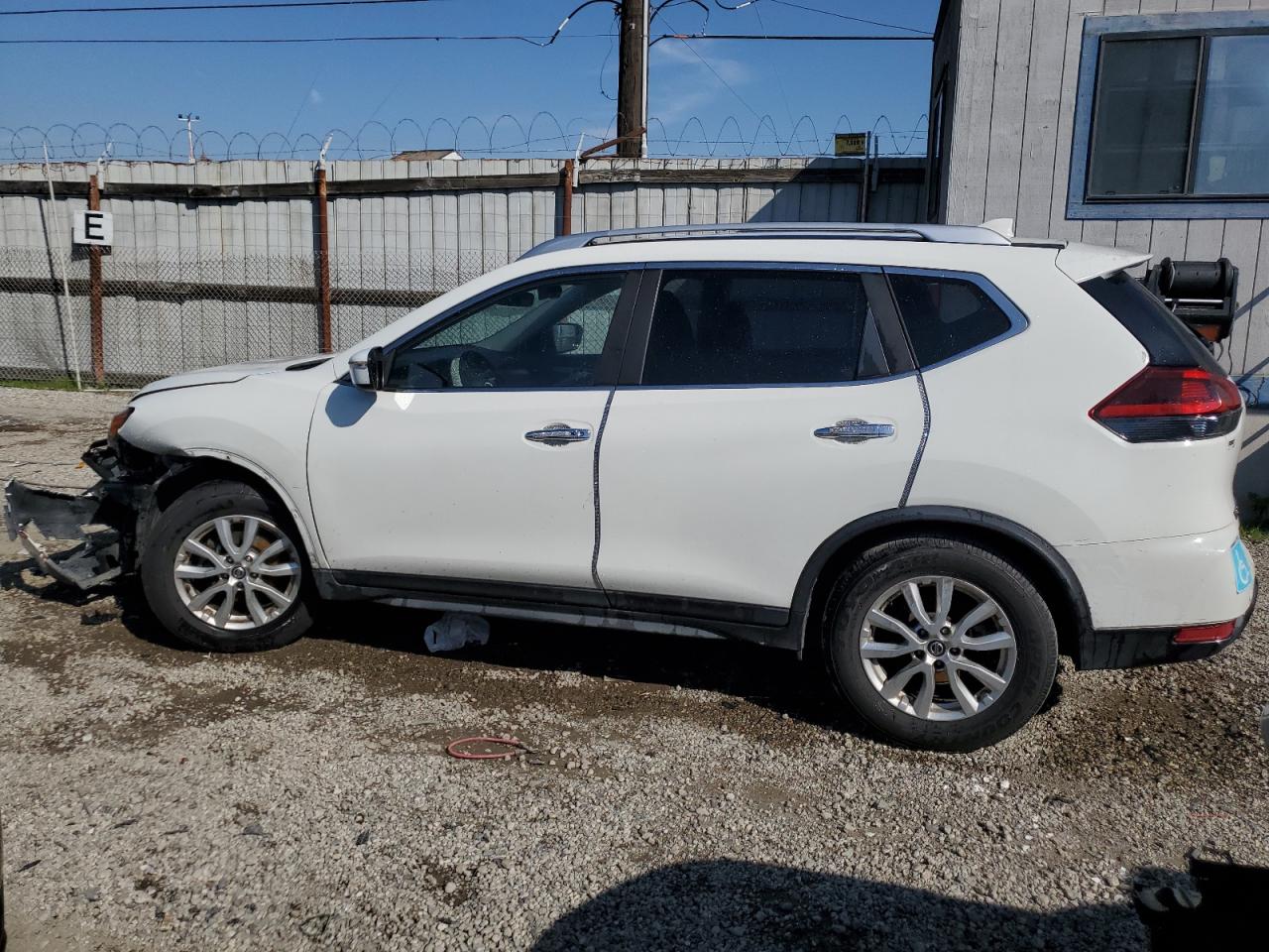 Photo 1 VIN: JN8AT2MT9KW259795 - NISSAN ROGUE 