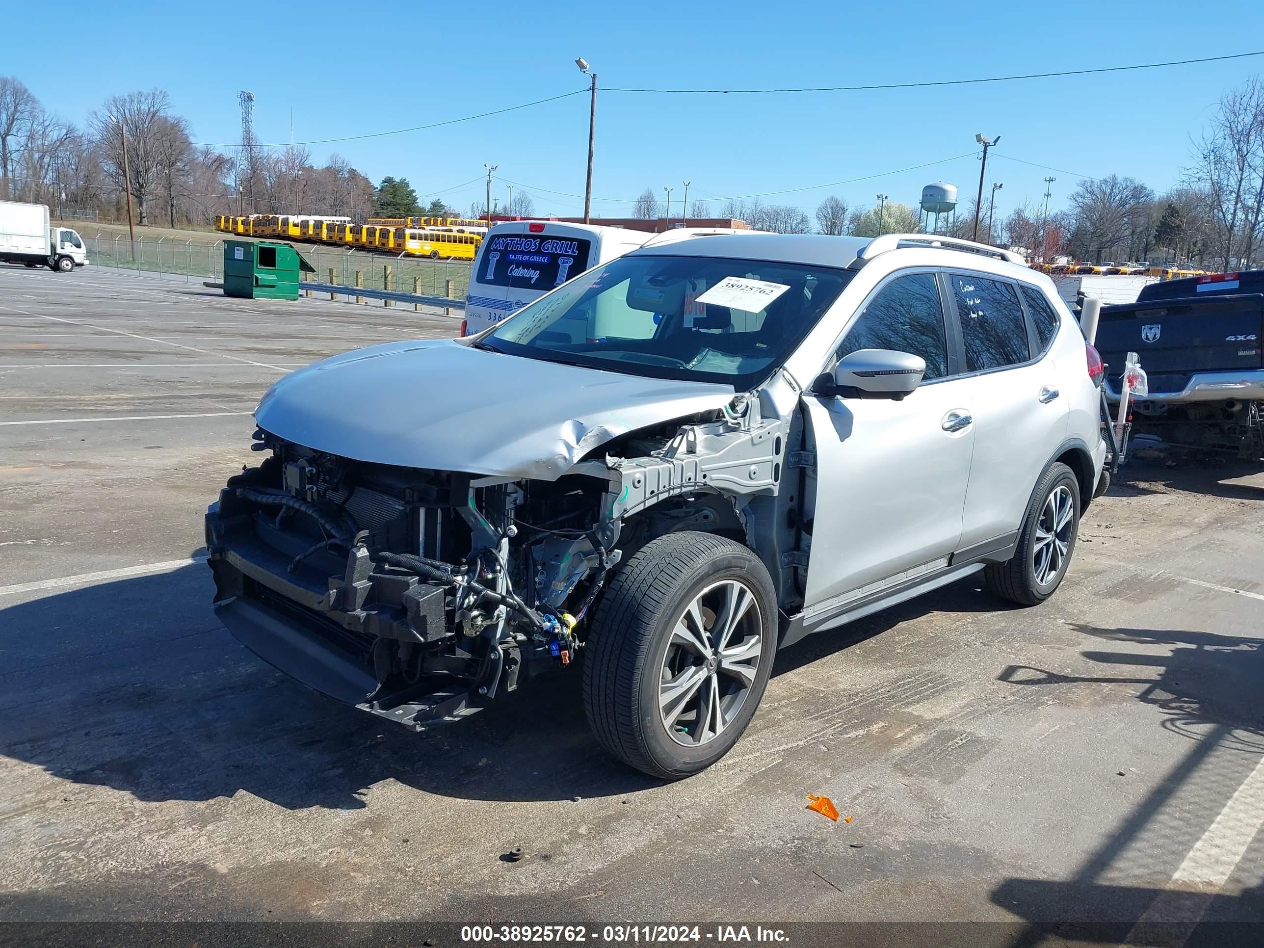 Photo 1 VIN: JN8AT2MT9KW263166 - NISSAN ROGUE 