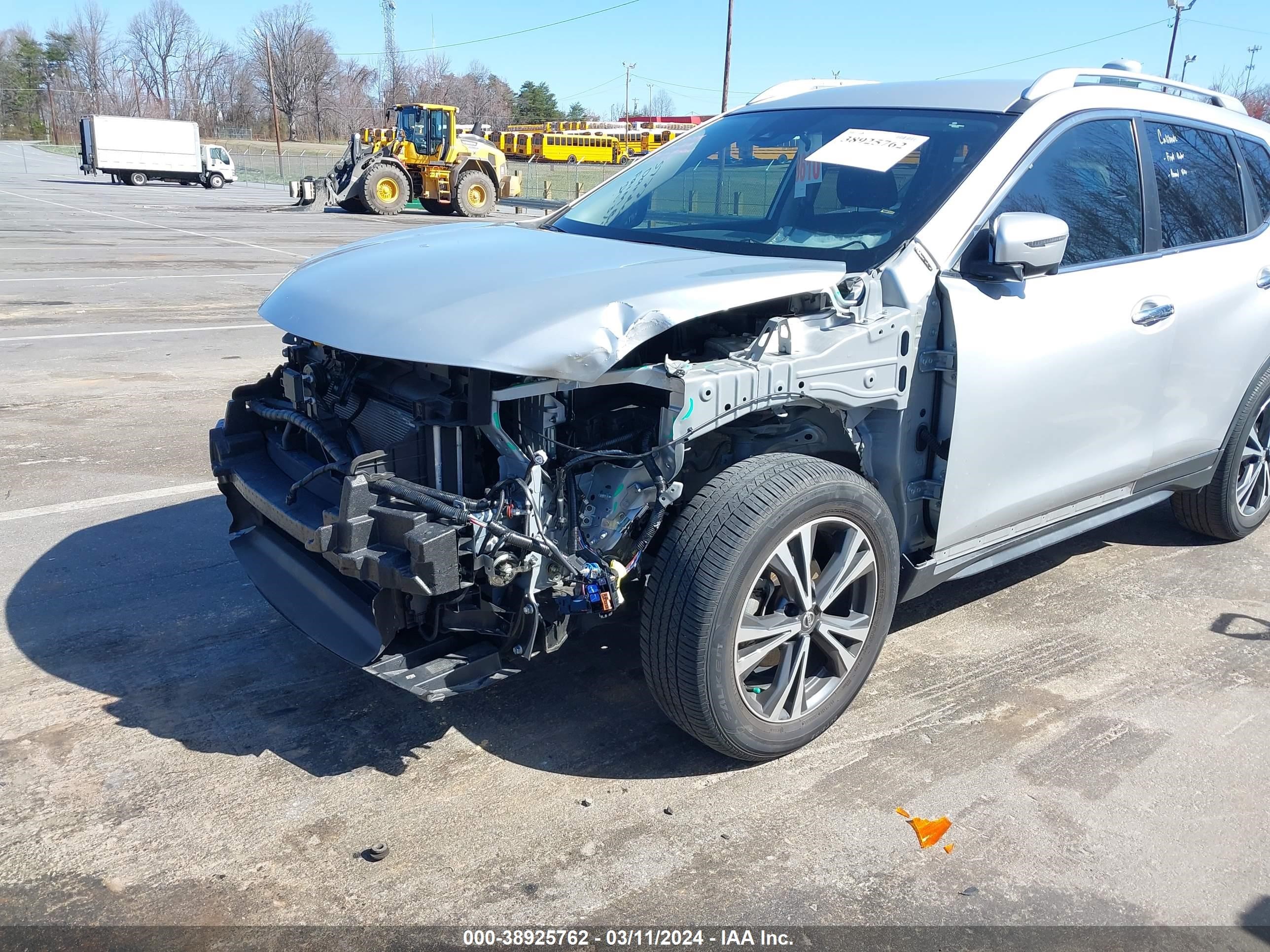 Photo 5 VIN: JN8AT2MT9KW263166 - NISSAN ROGUE 