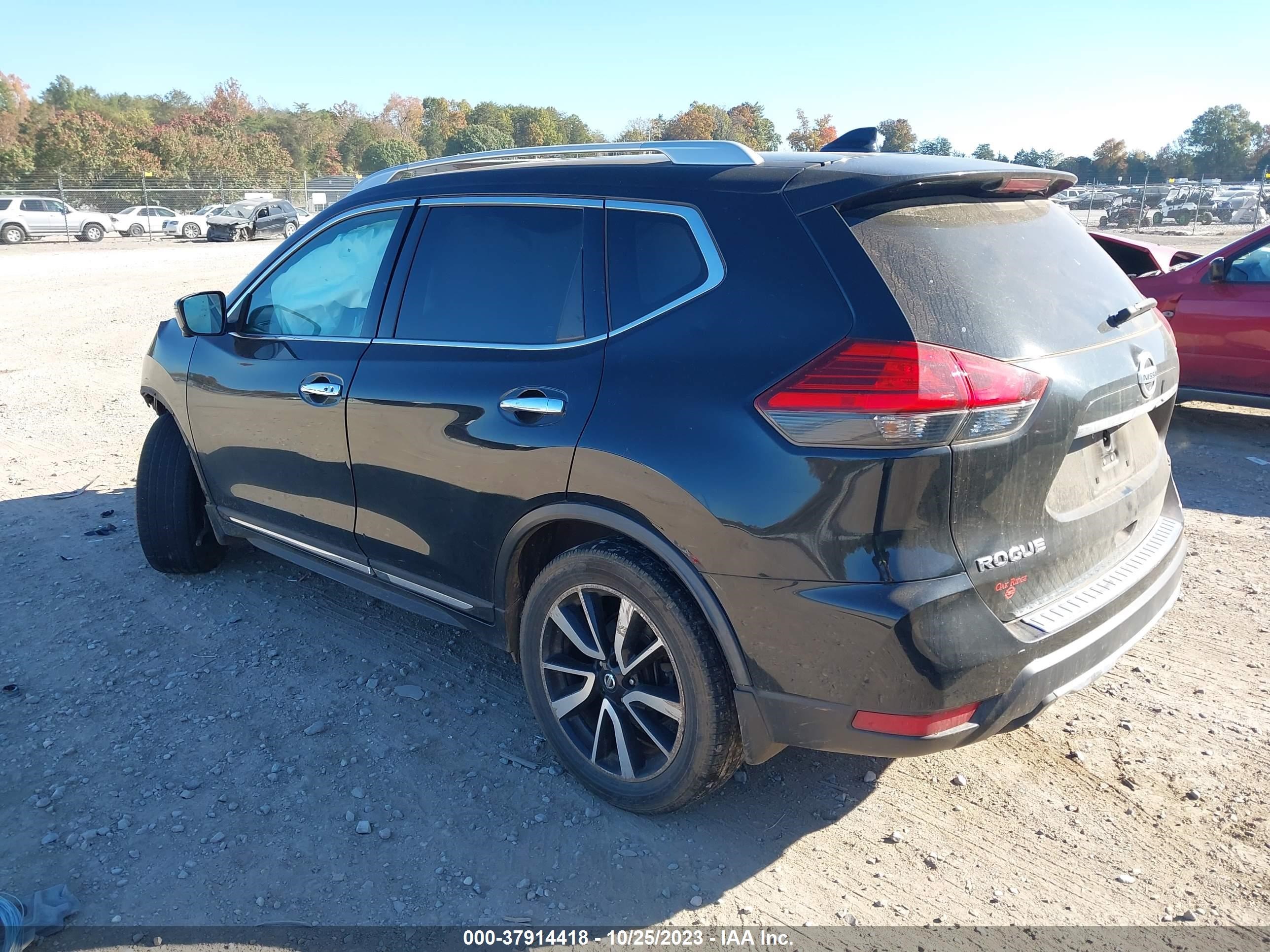 Photo 2 VIN: JN8AT2MTXHW153624 - NISSAN ROGUE 