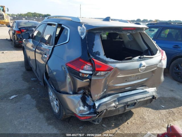 Photo 2 VIN: JN8AT2MTXHW402066 - NISSAN ROGUE 