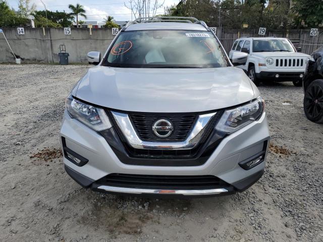 Photo 4 VIN: JN8AT2MTXKW257960 - NISSAN ROGUE 