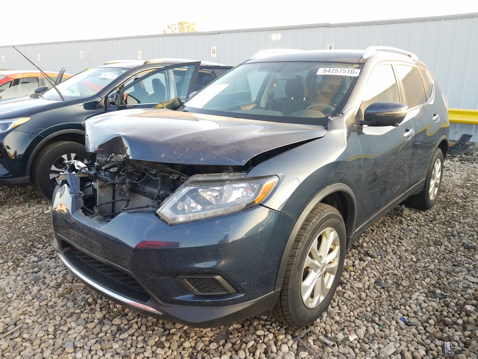 Photo 1 VIN: JN8AT2MV0GW138887 - NISSAN ROGUE S 