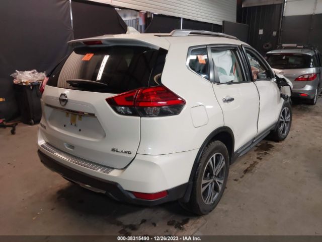 Photo 3 VIN: JN8AT2MV0HW253717 - NISSAN ROGUE 