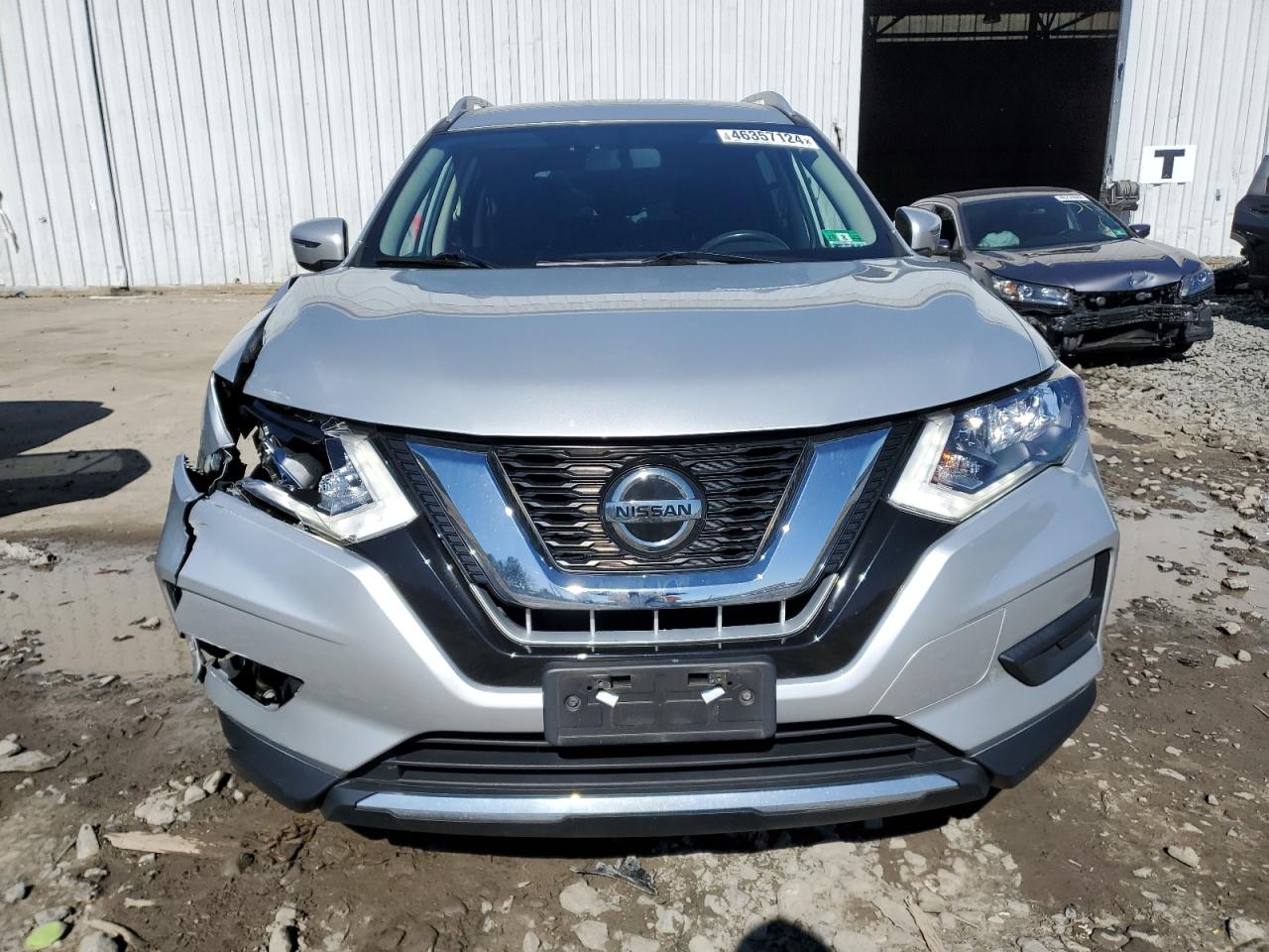 Photo 4 VIN: JN8AT2MV0JW348784 - NISSAN ROGUE 