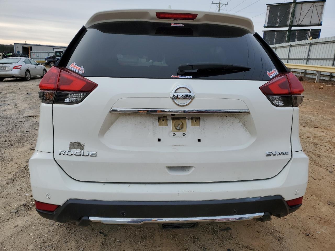 Photo 5 VIN: JN8AT2MV0KW374688 - NISSAN ROGUE 