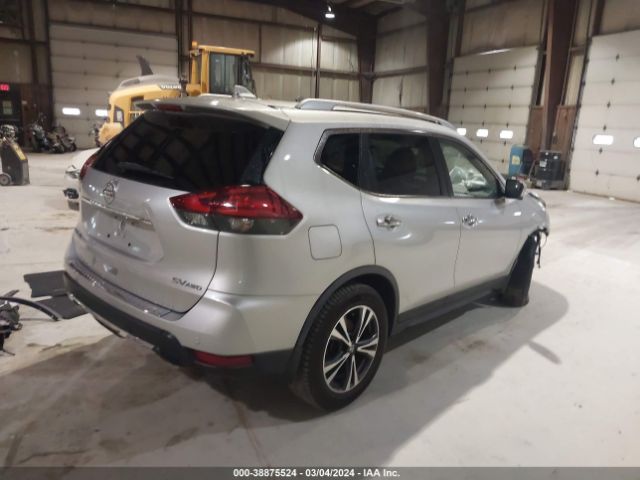 Photo 3 VIN: JN8AT2MV0KW388526 - NISSAN ROGUE 