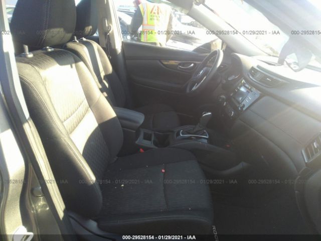 Photo 4 VIN: JN8AT2MV1HW281848 - NISSAN ROGUE 