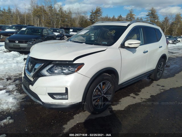 Photo 1 VIN: JN8AT2MV1JW303580 - NISSAN ROGUE 