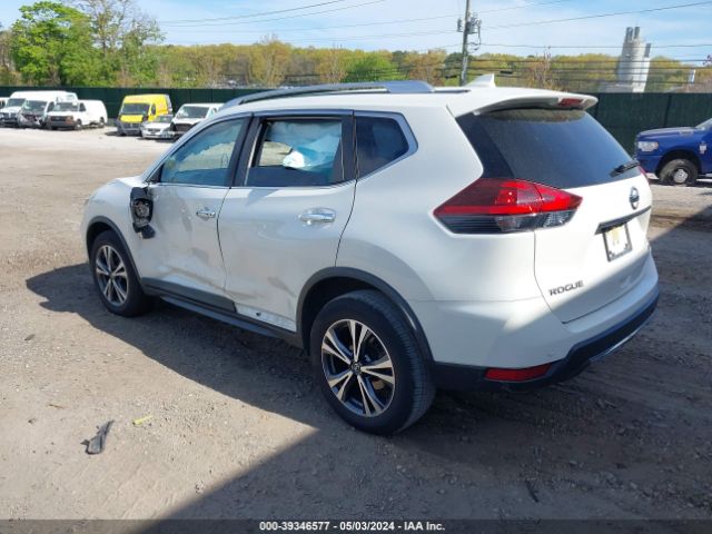 Photo 2 VIN: JN8AT2MV1KW388891 - NISSAN ROGUE 