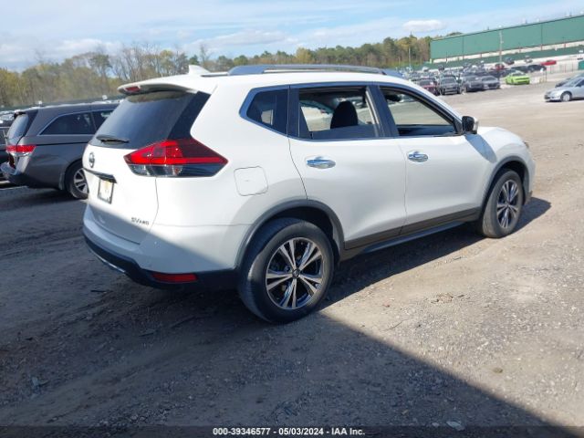 Photo 3 VIN: JN8AT2MV1KW388891 - NISSAN ROGUE 